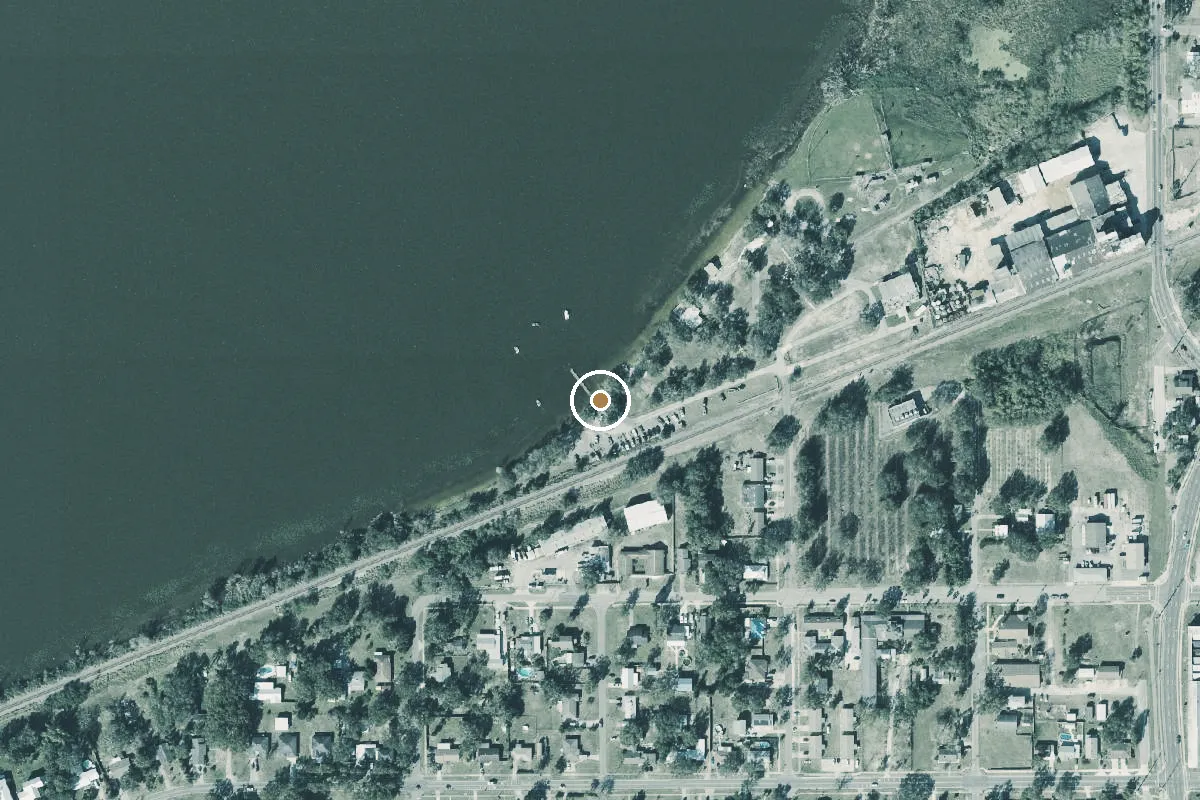 Aerial view of Lake Alfred Lions Park and Boat Ramp