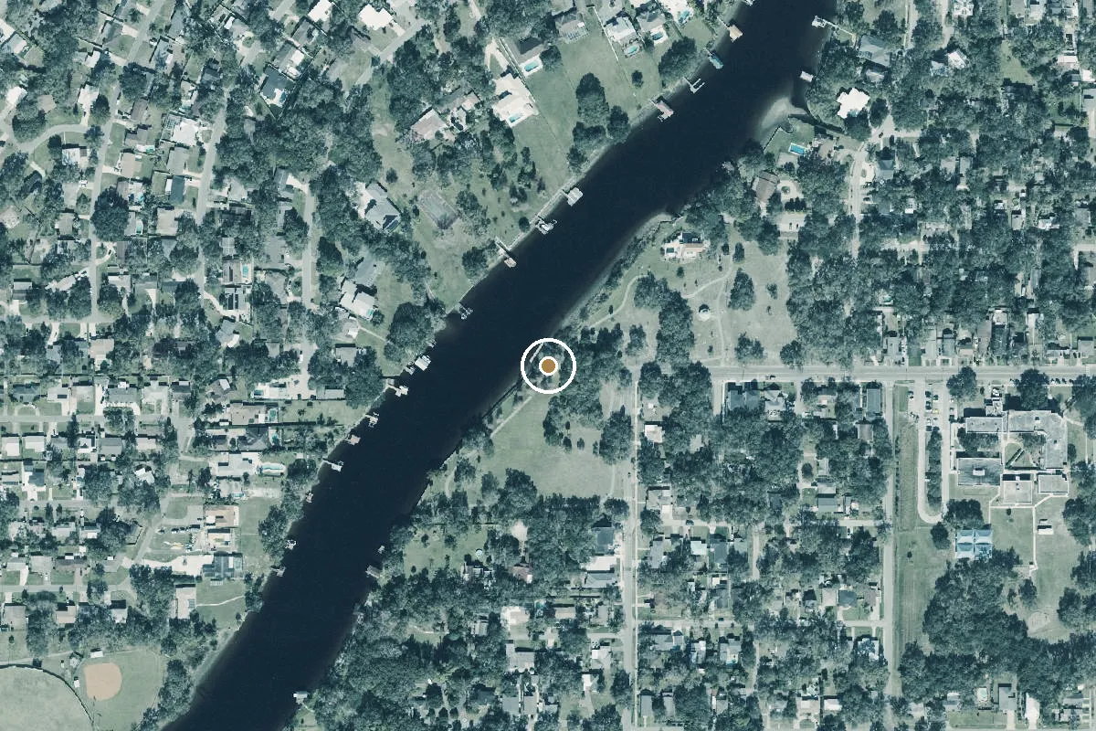 Aerial view of Rivercrest Park Paddlecraft Launch Dock (4802 North River Boulevard)