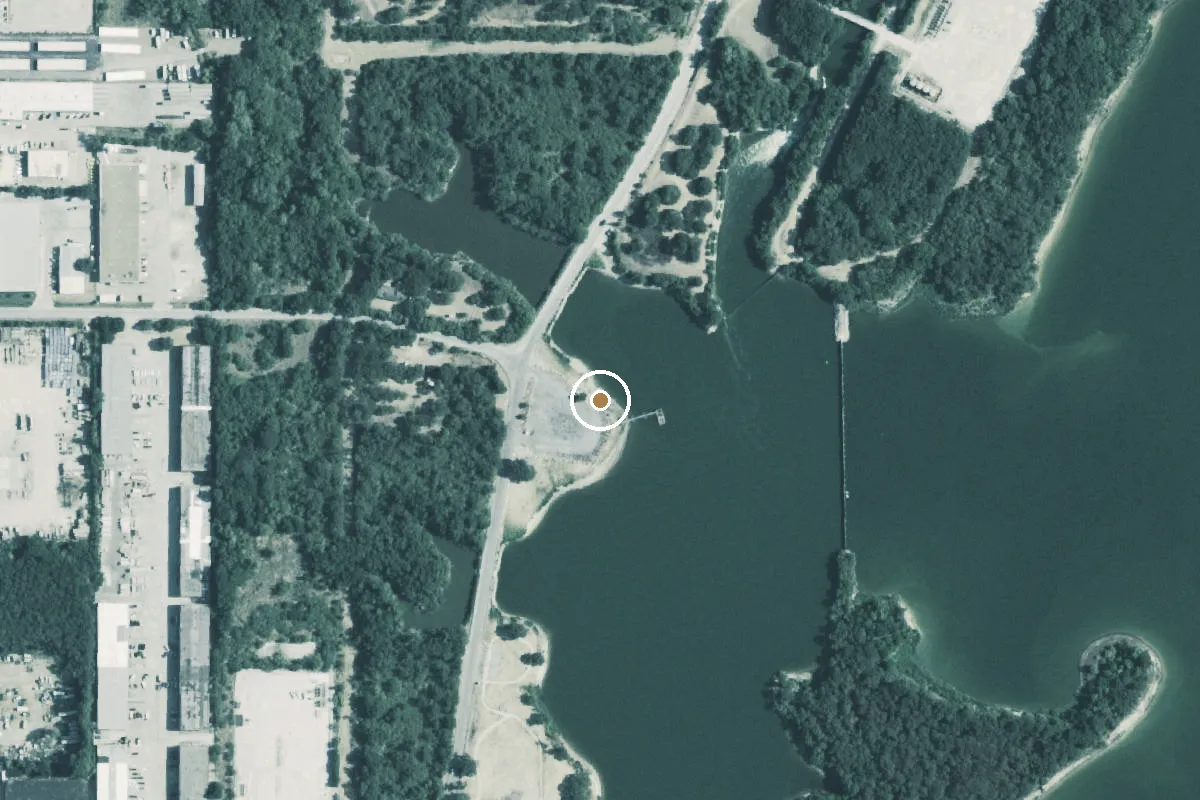 Aerial view of Lake Arlington Boat Ramp