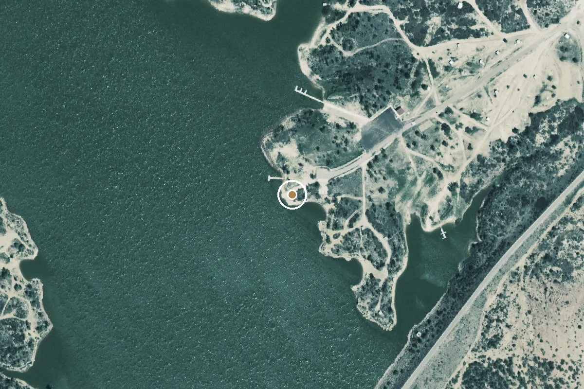 Aerial view of River Crest Road End Ramp Boat Ramp