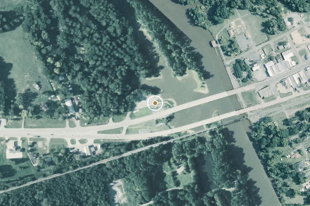 Aerial view of US 84 Sabine River Public Boat Ramp (Joaquin Public Ramp)